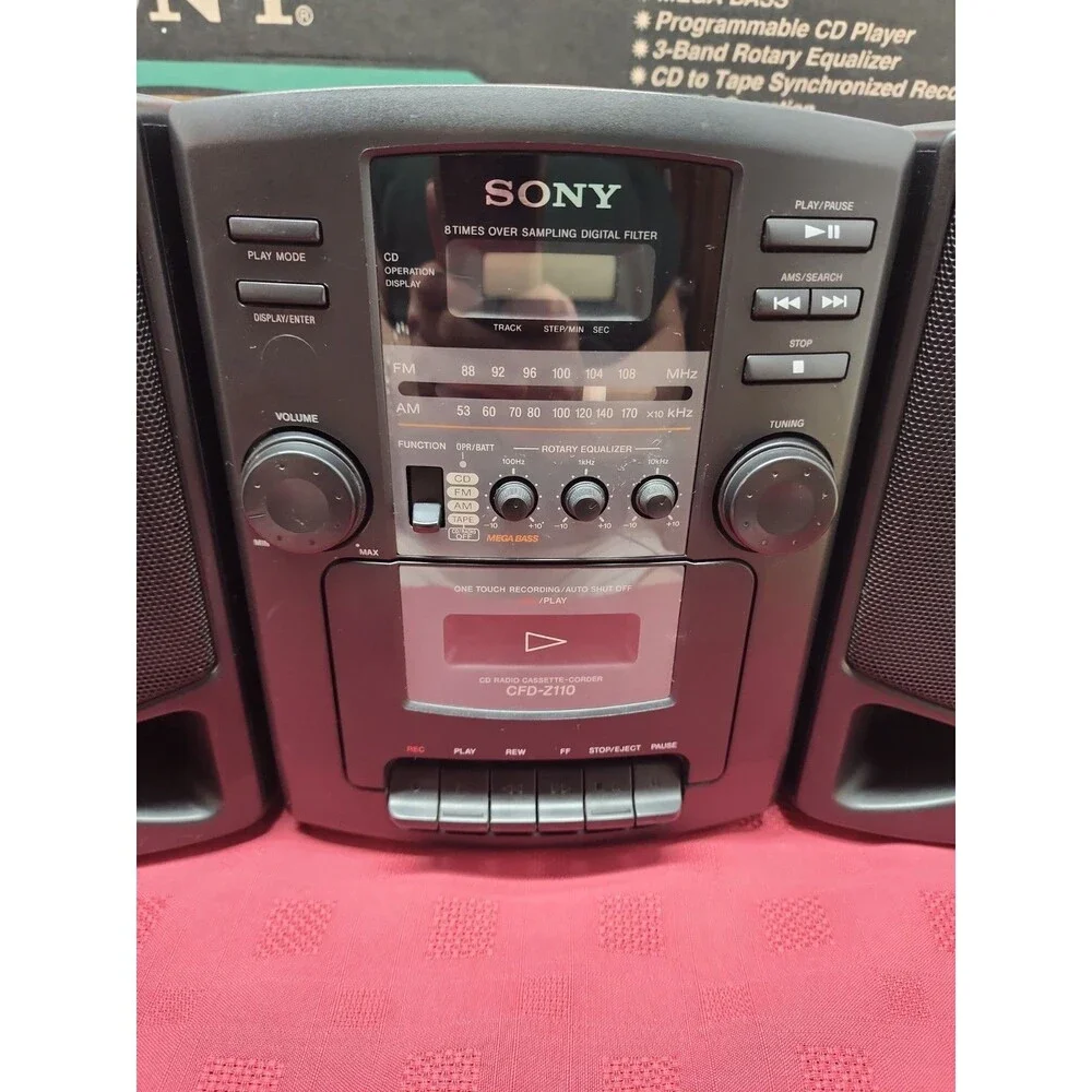 Sony Boombox CFD-Z110 CD,Cassette, AM/FM Detachable Speakers Original Box READ